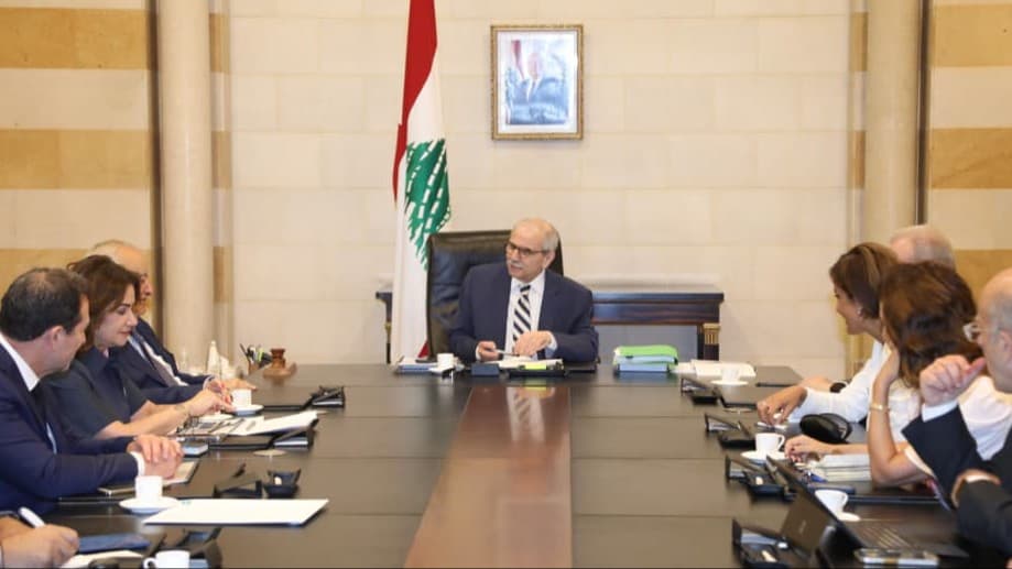مجلس الوزراء يجمّد العمل بالمرسوم 3214: ارتياح شعبي وانعكاسات&nbsp;محتملة